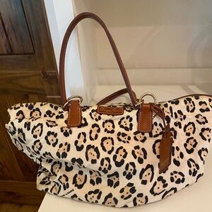Dooney & Bourke bag